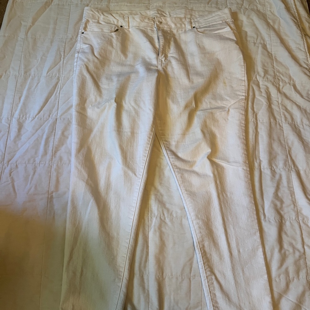Basic Edition White pants
